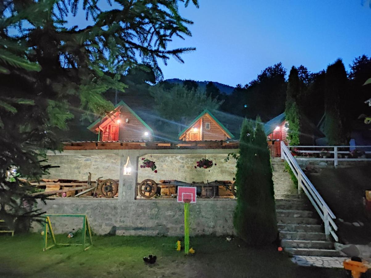 Bungalovi Vukovic Mojkovac Ngoại thất bức ảnh